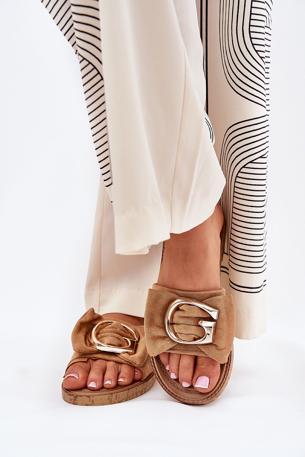 Pantoletten model 210747 Step in style