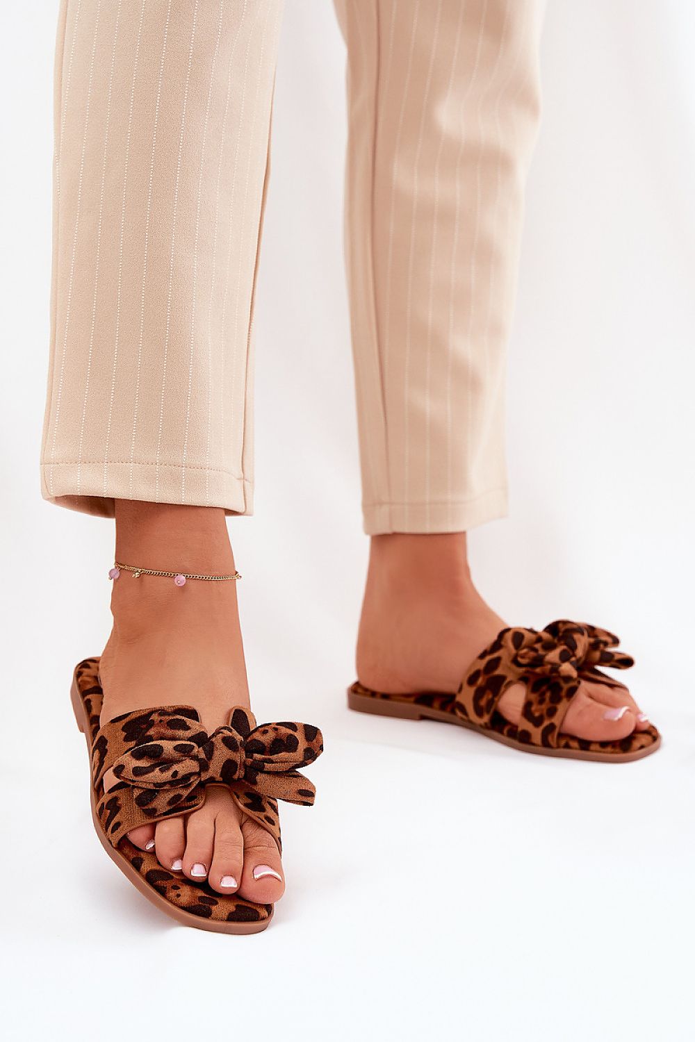 Pantoletten model 210795 Step in style